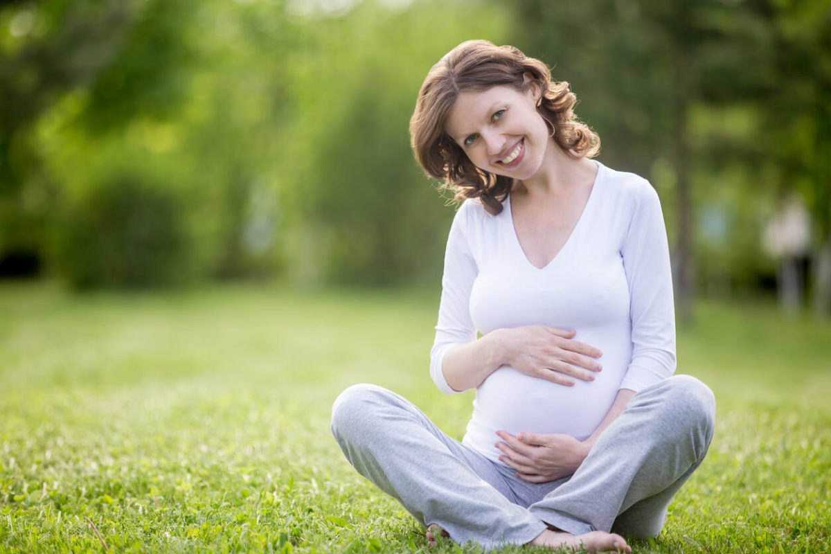 Advanced Maternal Age: Possible Risks in “Geriatric” Pregnancy ...