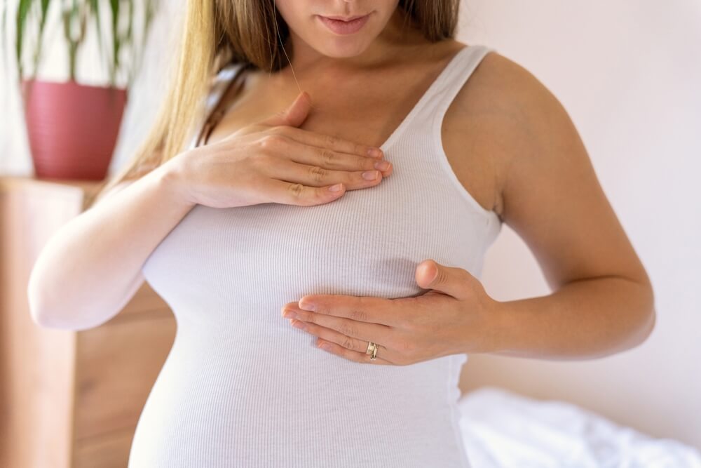 9 Ways Your Breasts Change During Pregnancy