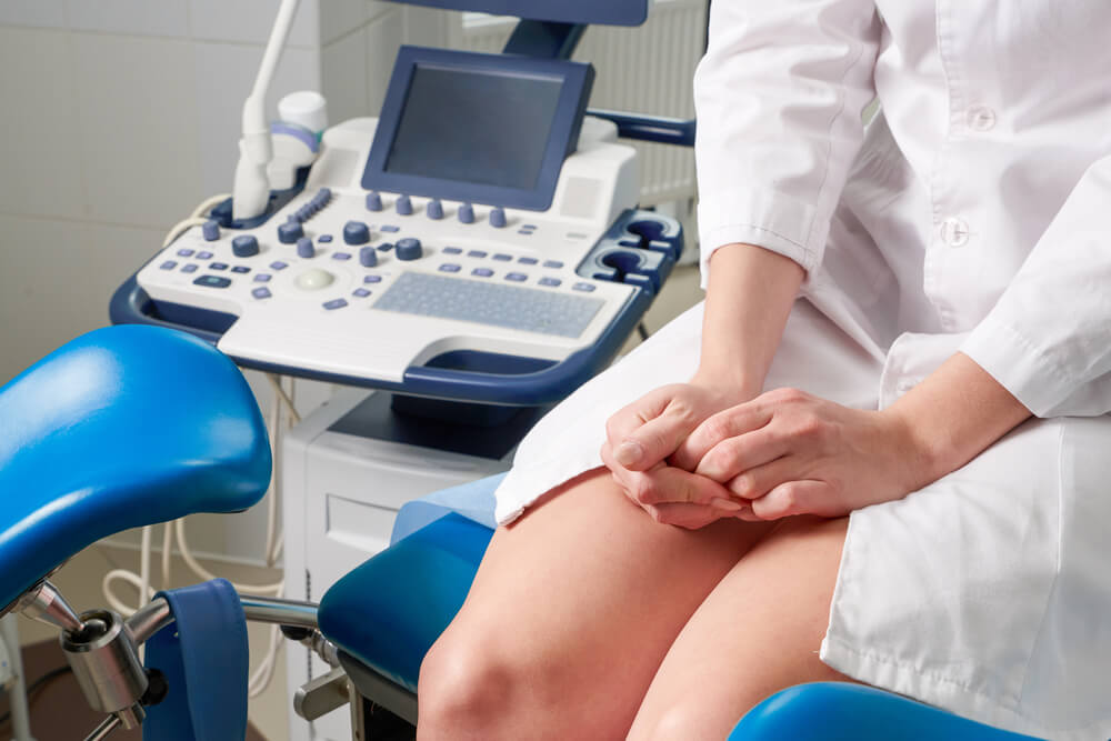 What To Expect At Your First Gynecologist Appointment 